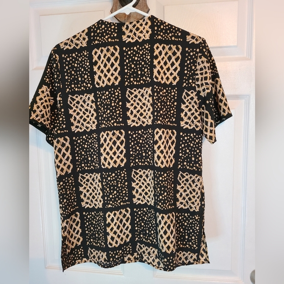 Notations Woman's Short Sleeve Blouse,  Size: Small  Color: Black w/ Patterning - Picture 8 of 9